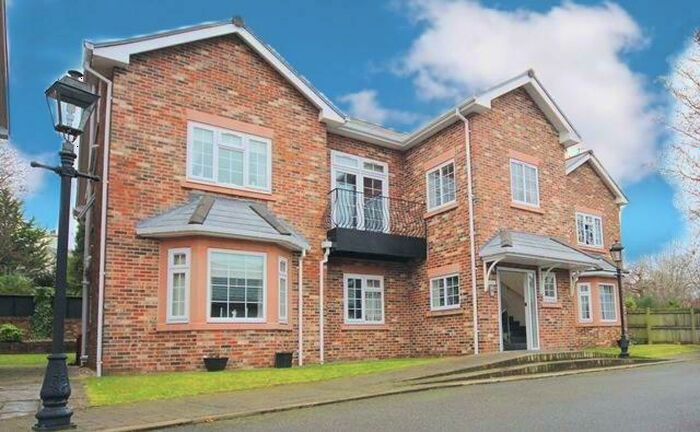3 Bedroom Apartment To Rent In Hillside Drive, Woolton, Liverpool, L25