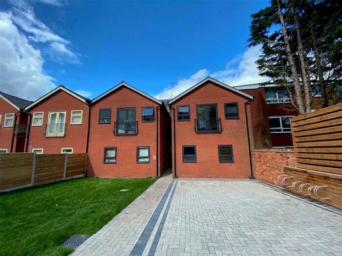 2 Bedroom Flat To Rent In Mountford Rise, Gravelly Hill, Erdington, Birmingham, B23
