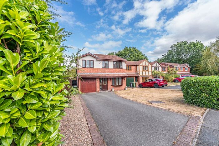 4 Bedroom Detached House For Sale In Woodbridge Close, Bloxwich, Walsall, WS3
