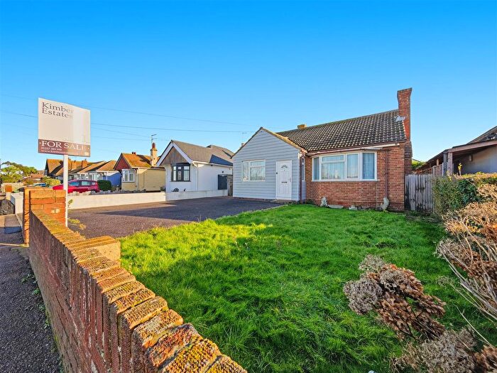 2 Bedroom Bungalow For Sale In Hampton Pier Avenue, Herne Bay, CT6
