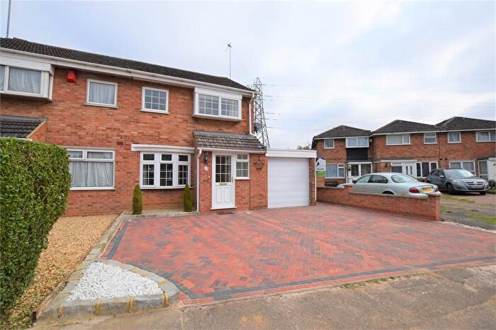 3 Bedroom Semi-Detached House To Rent In Annesley Close, Langlands, NN3