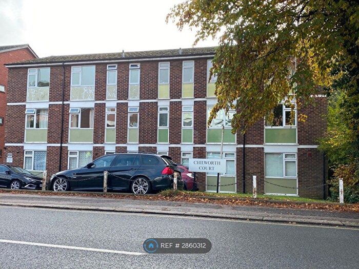 2 Bedroom Flat To Rent In Chilworth Court, Redhill, RH1