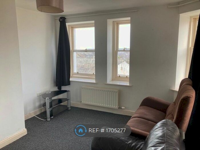 2 Bedroom Flat To Rent In Crosby Street, Maryport, CA15