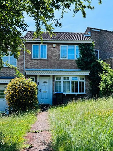 3 Bedroom Semi-detached House To Rent In Copperfield, Chigwell, IG7