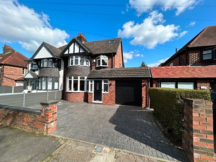 4 Bedroom Semi Detached House For Sale In Hastings Road, Eccles, M30