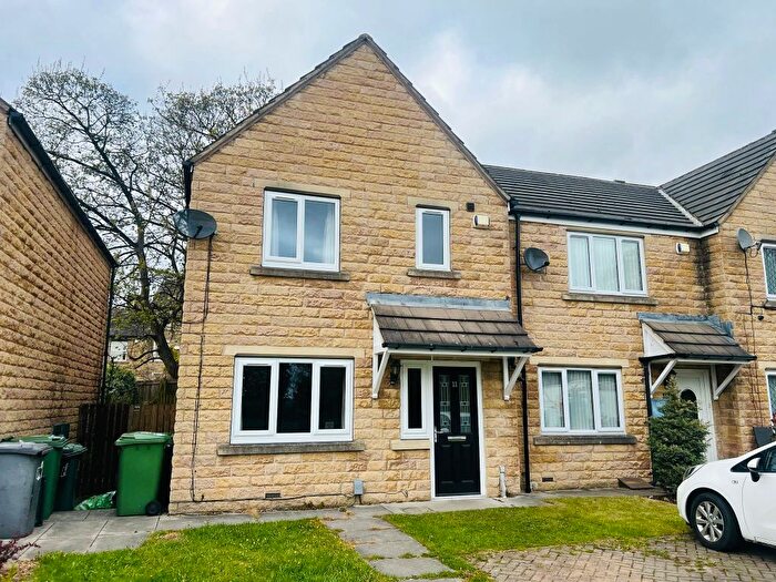3 Bedroom Semi-Detached House To Rent In Warrenfield Court, Deighton, Huddersfield, HD2