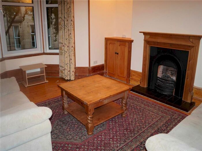 2 Bedroom Flat To Rent In Great Western Place, Aberdeen, AB10