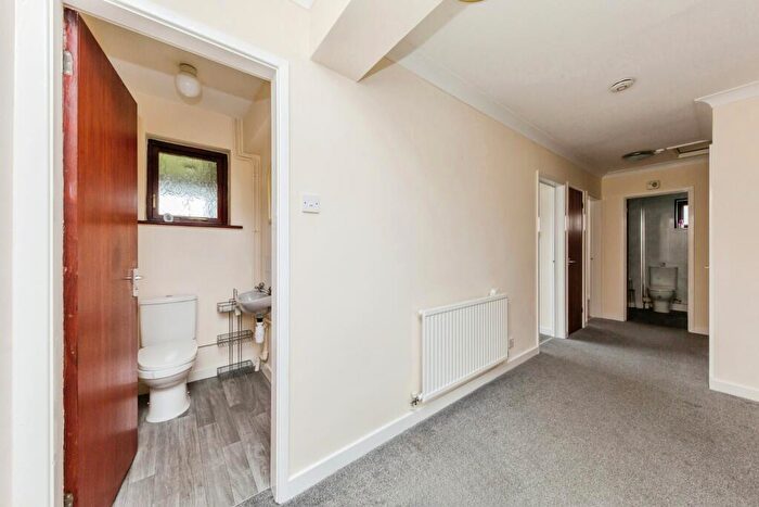2 Bedroom Bungalow For Sale In Delamere Rise, Winsford, Cheshire, CW7
