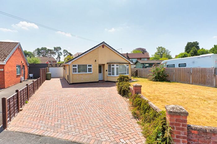 2 Bedroom Bungalow For Sale In Foxleigh Grove, Wem, Shrewsbury, Shropshire, SY4