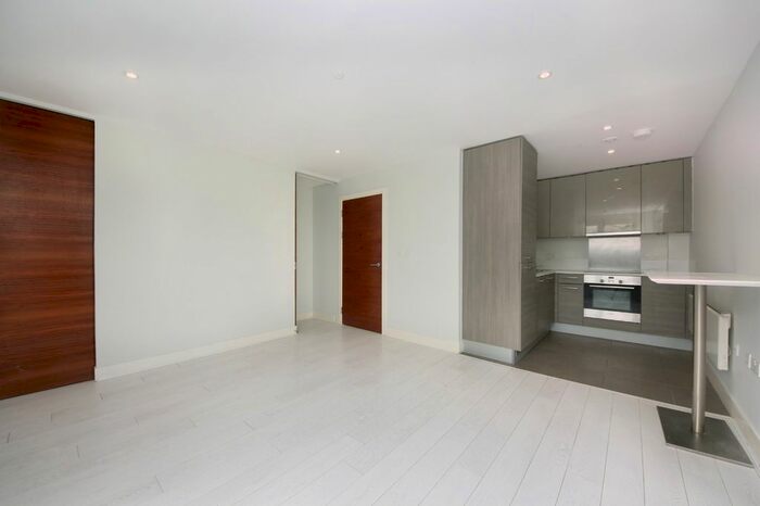 Studio To Rent In Bromyard Avenue, London, W3