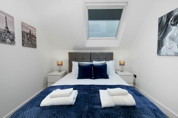 2 Bedroom Flat To Rent In Kings Road, Reading, RG1