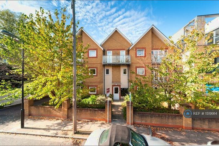 1 Bedroom Flat To Rent In Gordon Road, London, SE15