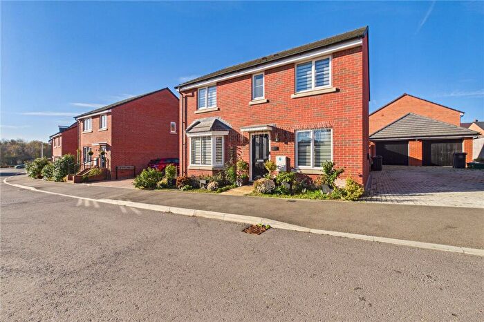 4 Bedroom Detached House For Sale In Nightjar Street, Shaw, Newbury, Berkshire, RG14