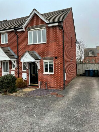 2 Bedroom Semi-Detached House To Rent In Kestrel Drive, Bingham, Nottingham, NG13
