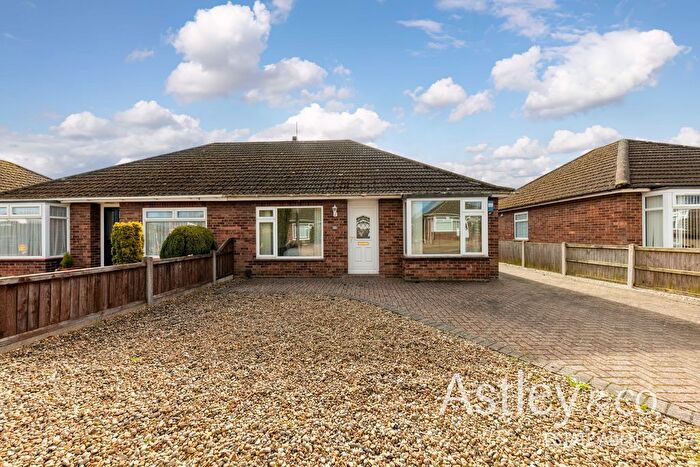 3 Bedroom Semi Detached Bungalow For Sale In Martin Close, Sprowston, Norwich, NR7