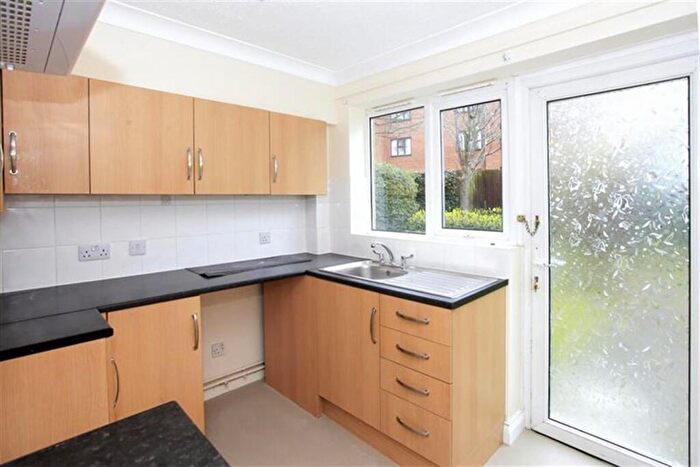 2 Bedroom Retirement Property To Rent In Kimbolton Court, Cobden Avenue, Peterborough, PE1