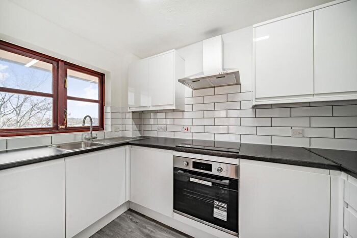 1 Bedroom Flat To Rent In Pincott Place, London, SE4