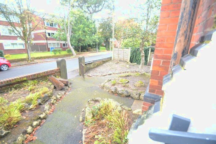 6 Bedroom Detached House To Rent In Heaton Road, Withington, Manchester, M20