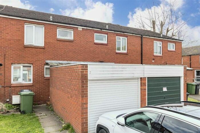 3 Bedroom Terraced House To Rent In Wimborne Close, Lee, SE12