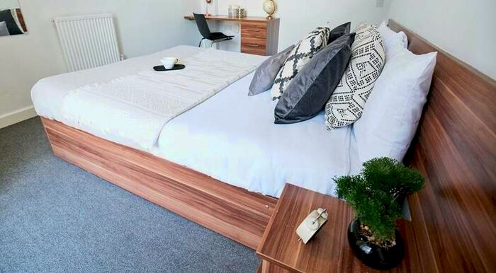 2 Bedroom Apartment To Rent In London Road, City Centre, Liverpool, L3