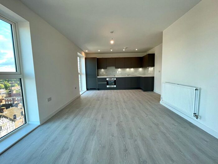 2 Bedroom Flat To Rent In Tidey Apartments, East Acton Lane, London, W3