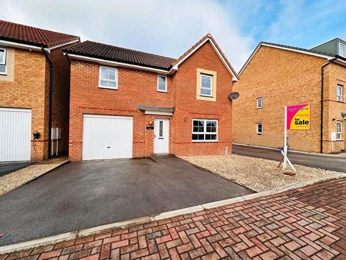 4 Bedroom Detached House For Sale In Park View, Carlton, Goole, DN14