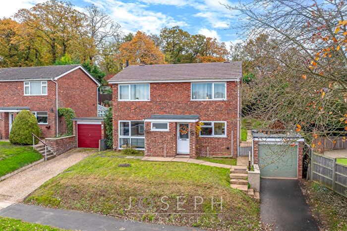 4 Bedroom Detached House For Sale In Badgers Bank, Ipswich, IP2