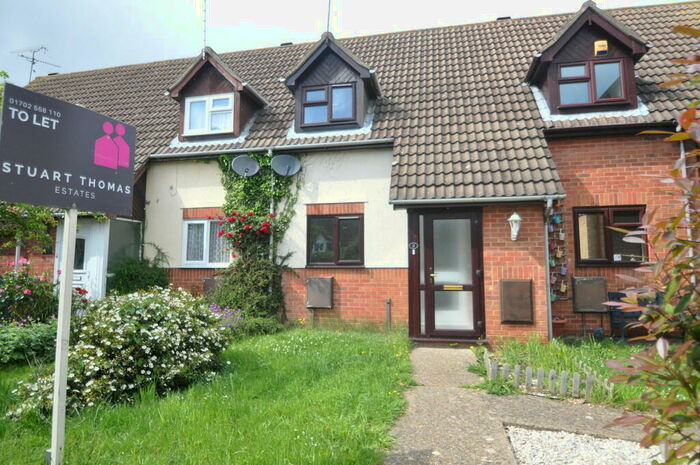 2 Bedroom Terraced House To Rent In Allerton Close, Rochford, SS4