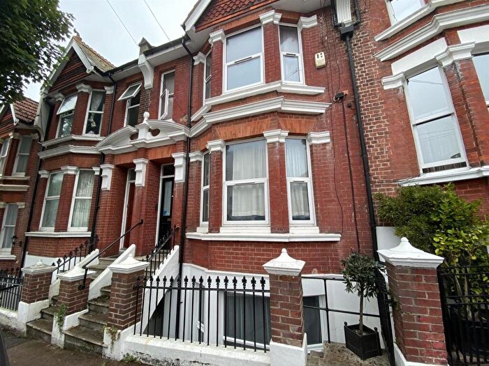 1 Bedroom Flat To Rent In St James`s Avenue, Brighton, BN2