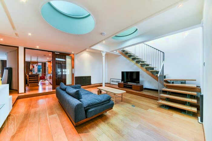 2 Bedroom Flat To Rent In Nile Street, London, N1