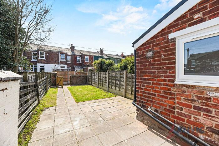 2 Bedroom Terraced House To Rent In Pitt Street, Stockport, SK3