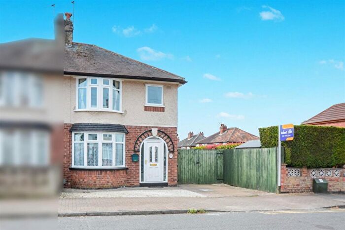 3 Bedroom Semi-Detached House For Sale In Brookhill Street, Stapleford, Nottingham, NG9