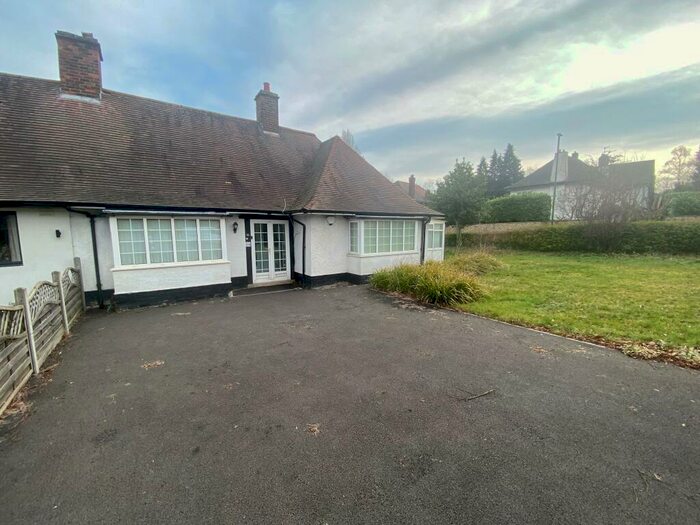 2 Bedroom Bungalow To Rent In Middleton Boulevard, Nottingham, NG8