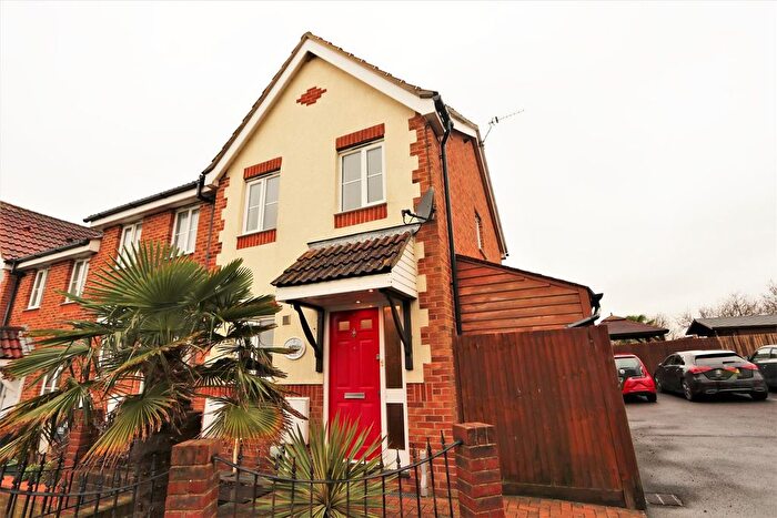 2 Bedroom End Terrace House To Rent In Ditchling Close, Eastbourne, BN23