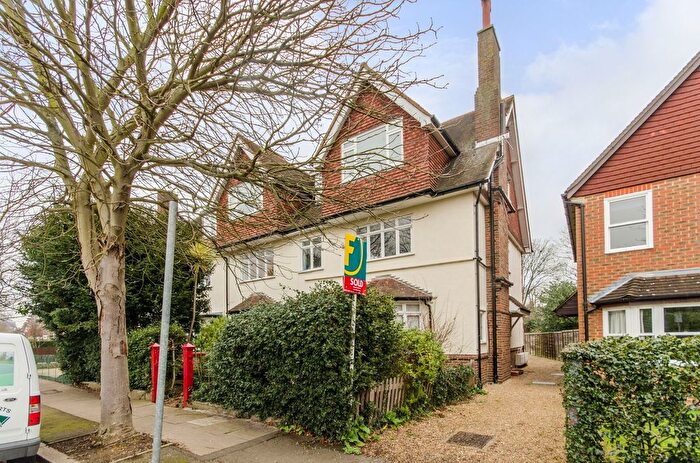 1 Bedroom Flat To Rent In Wilton Grove, Wimbledon, London, SW19