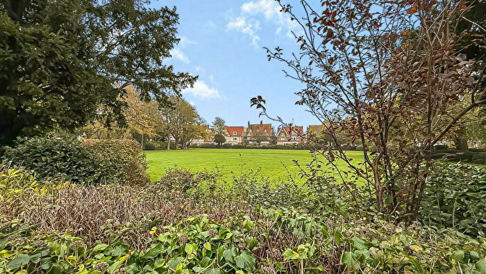 2 Bedroom Flat For Sale In Flat C, Grimston Ave, Folkestone, CT20