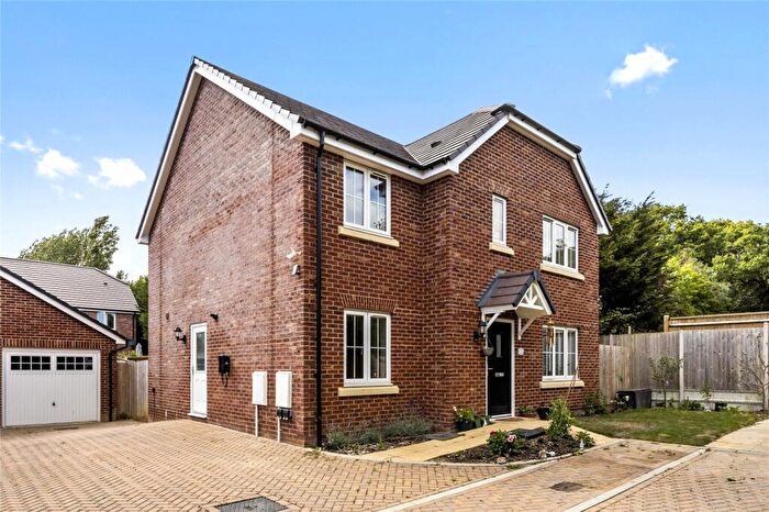 5 Bedroom Detached House For Sale In Avocet Drive, Angmering, Littlehampton, West Sussex, BN16