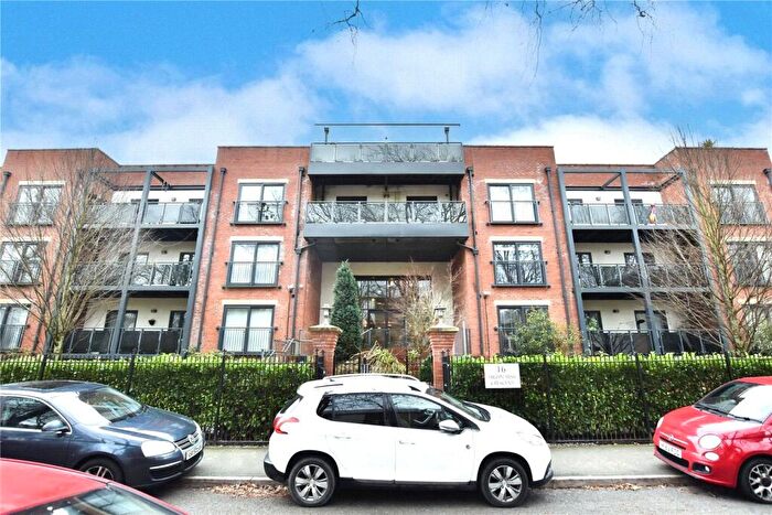 1 Bedroom Apartment To Rent In West Court, West Didsbury, Manchester, M20