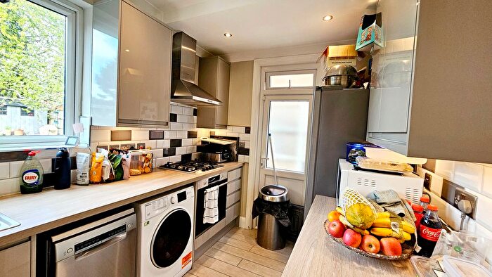 Studio To Rent In Bolton Road, Harrow, HA1