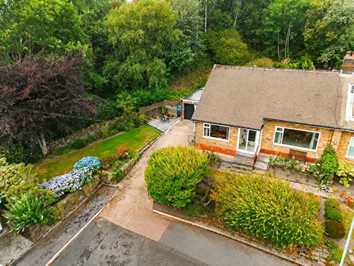 2 Bedroom Bungalow For Sale In Beechfield, Grasscroft, Saddleworth, OL4