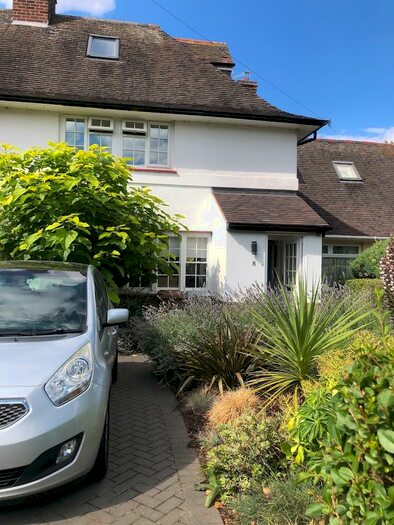 3 Bedroom Semi-Detached House To Rent In Charnock Avenue, Nottingham, Nottinghamshire, NG8