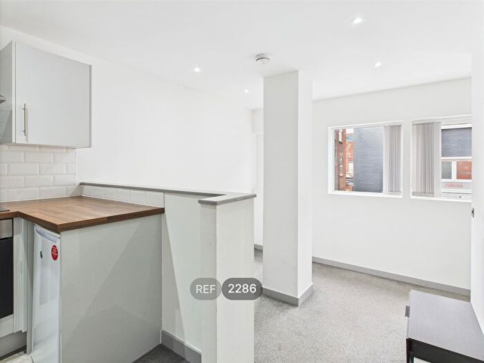 1 Bedroom Flat To Rent In Tivoli House, South Street, HU1