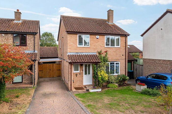 4 Bedroom Detached House For Sale In Foxhill, Olney, MK46
