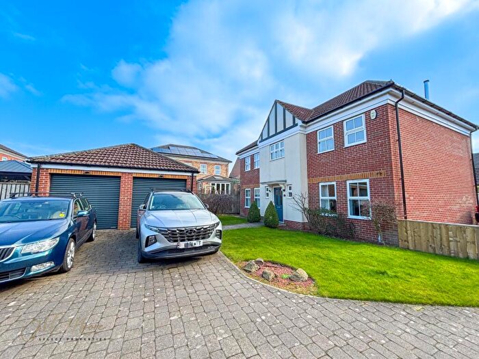 4 Bedroom Detached House For Sale In Shummard Close, Biddick Woods, Houghton Le Spring, Tyne And Wear, DH4