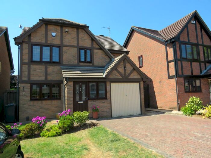 3 Bedroom Detached House To Rent In Chigwell Close, Nuthall, Nottingham, NG16