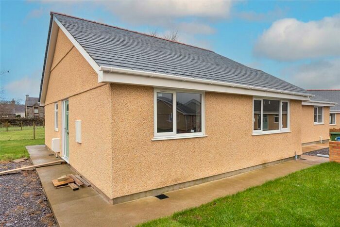 2 Bedroom Bungalow For Sale In Caer Eglwys, Llanrug, Caernarfon, Gwynedd, LL55