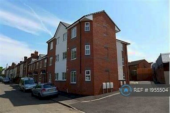 2 Bedroom Flat To Rent In Lye, Stourbridge, DY9