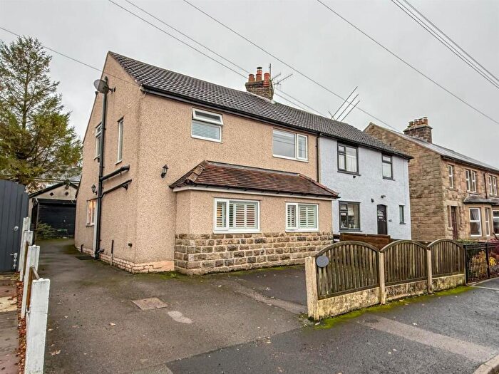 3 Bedroom Semi Detached House For Sale In Heath Grove, Buxton, SK17