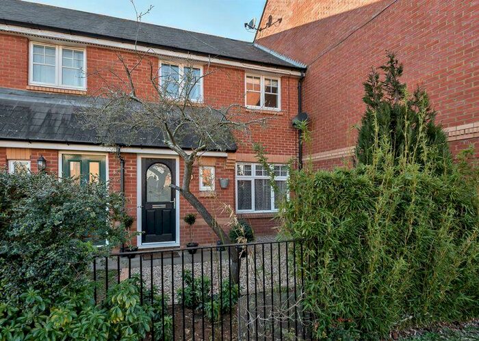 3 Bedroom Terraced House To Rent In Cranesbill Drive, Bure Park, OX26