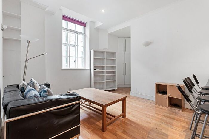 2 Bedroom Flat To Rent In South Block, Belvedere Road, SE1